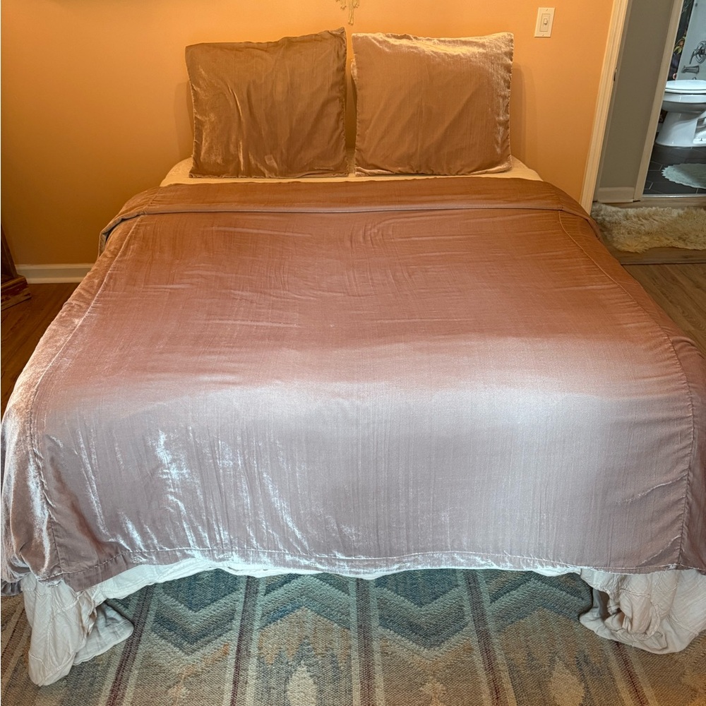 West Elm Crinkle Velvet Duvet Set